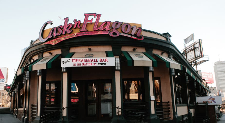 Cask ‘n Flagon, a Boston bar