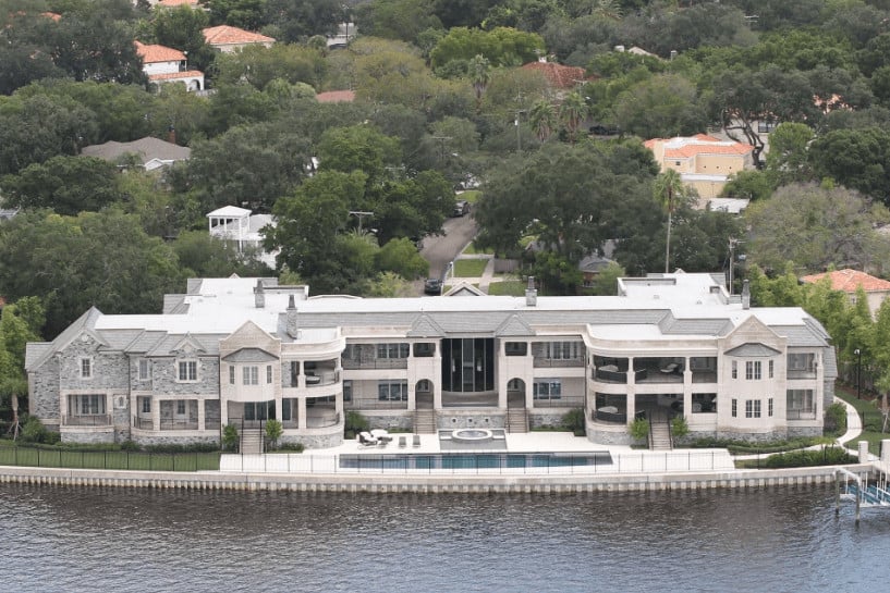 Tom Brady stays safer at home in Tampa