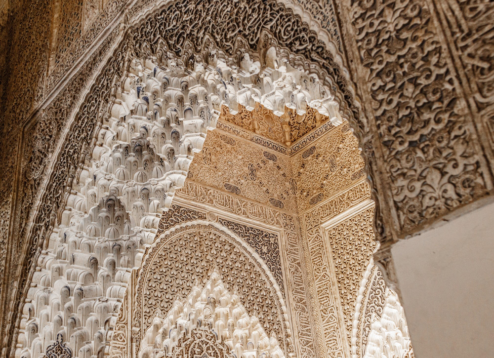 Alhambra-palace-walls