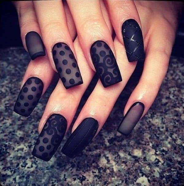Elegant black nail art design