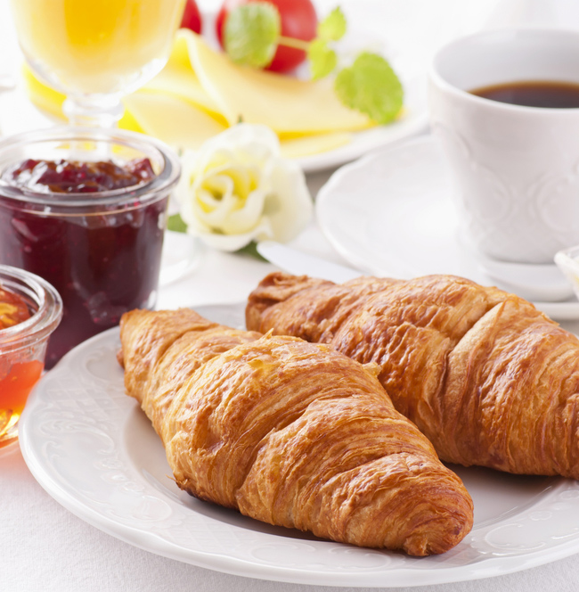 Breakfast-with-croissant