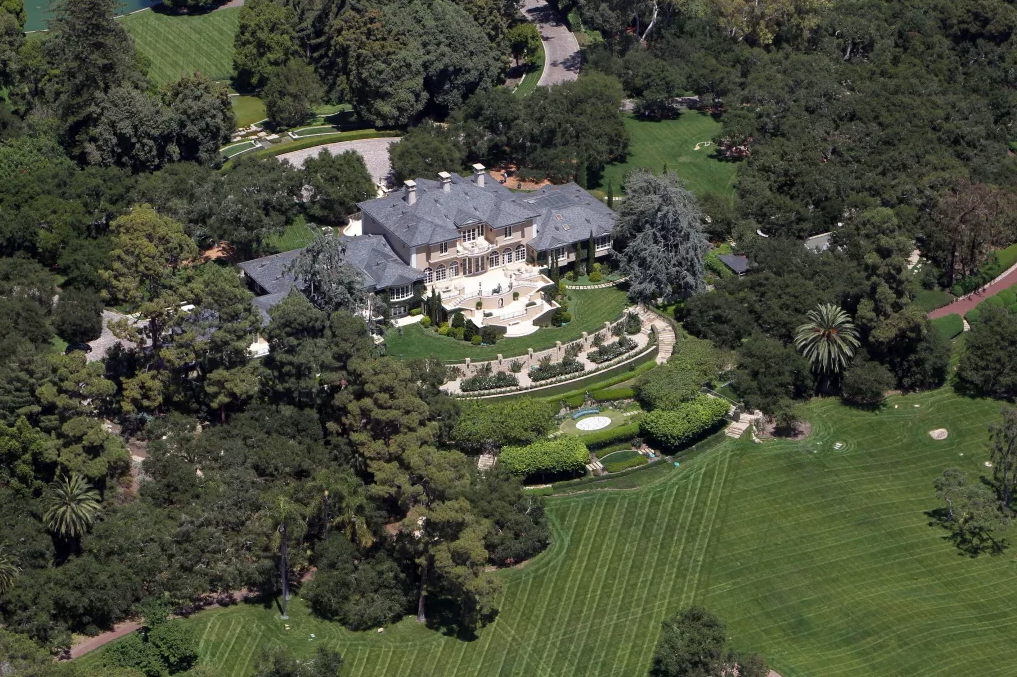 Oprah Winfreys montecito mansion from above
