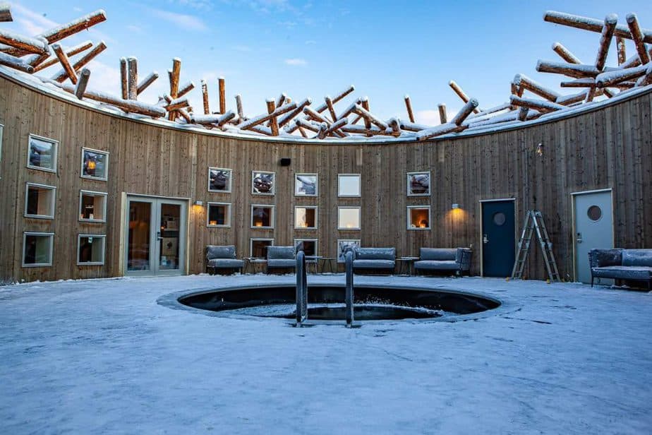 Splurge vacation-Arctic Bath hotel