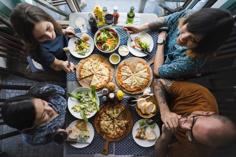 people having pizza for dinner